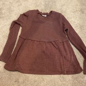Like new - mauve boutique top - size medium